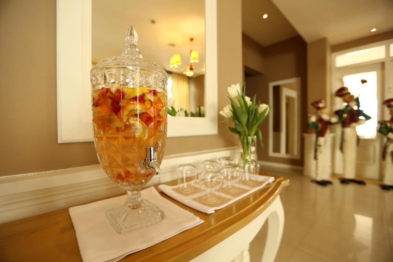 Palace & Hotel 5*