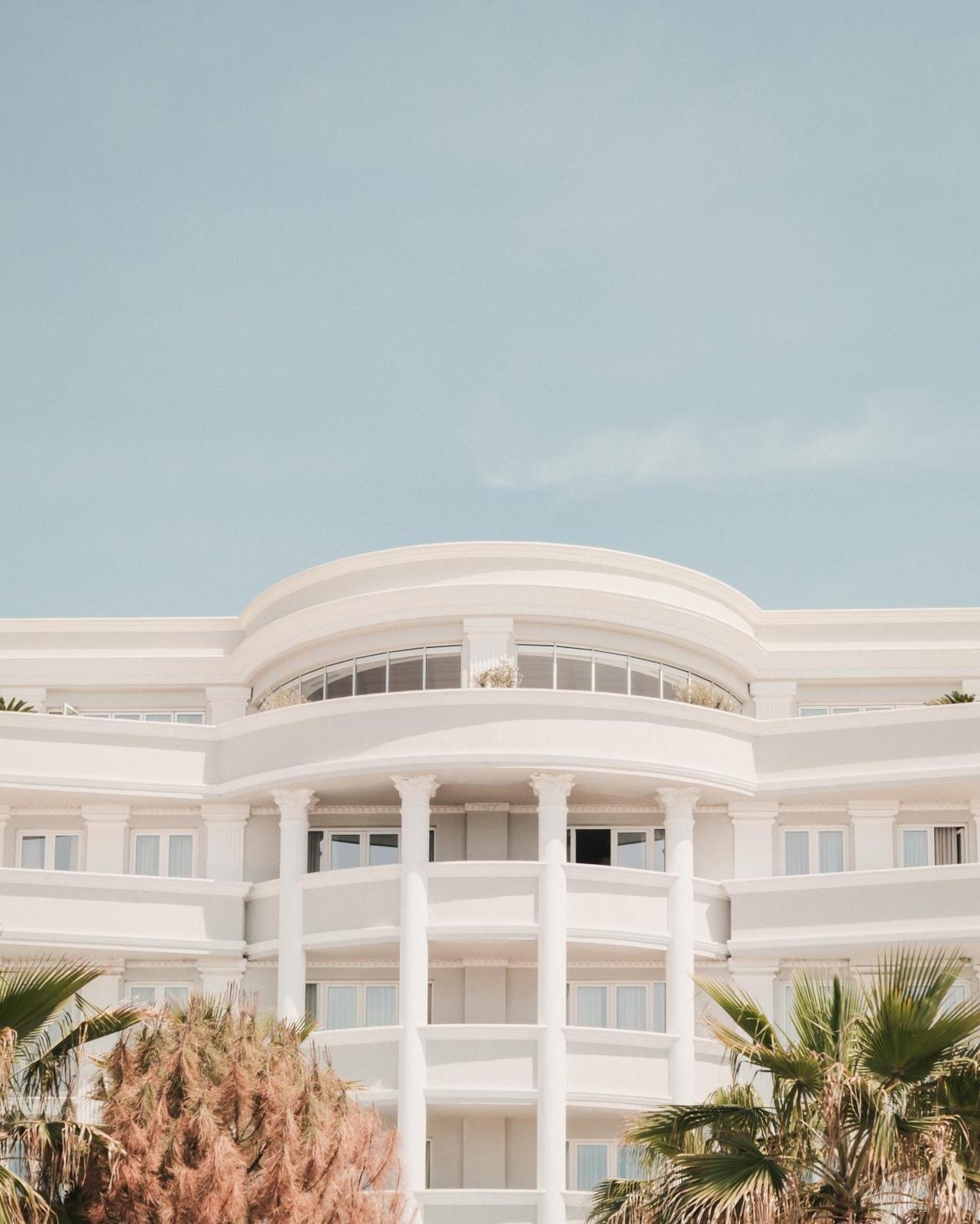 Palace & Durrës